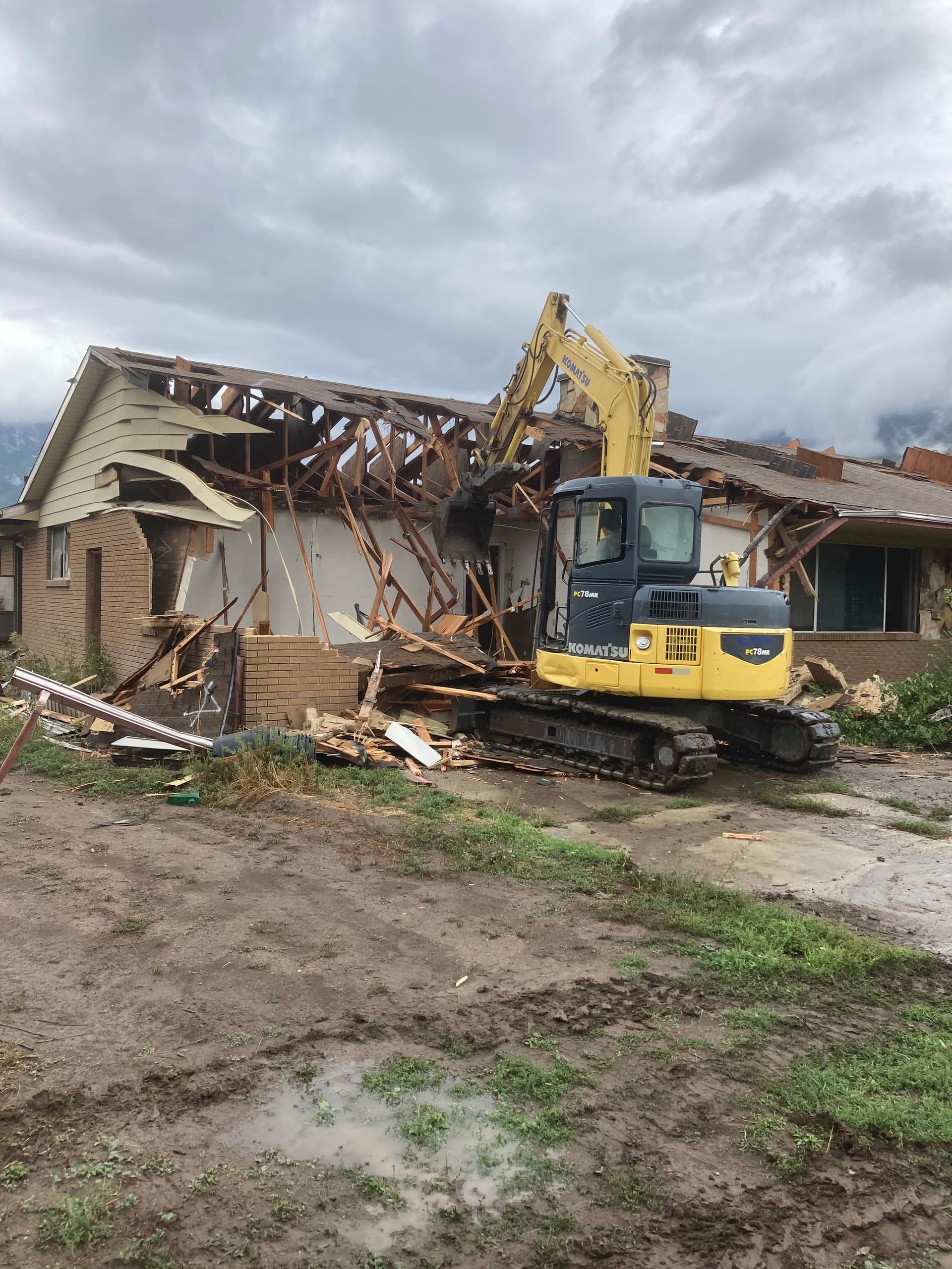 Robinson Excavation demolition project